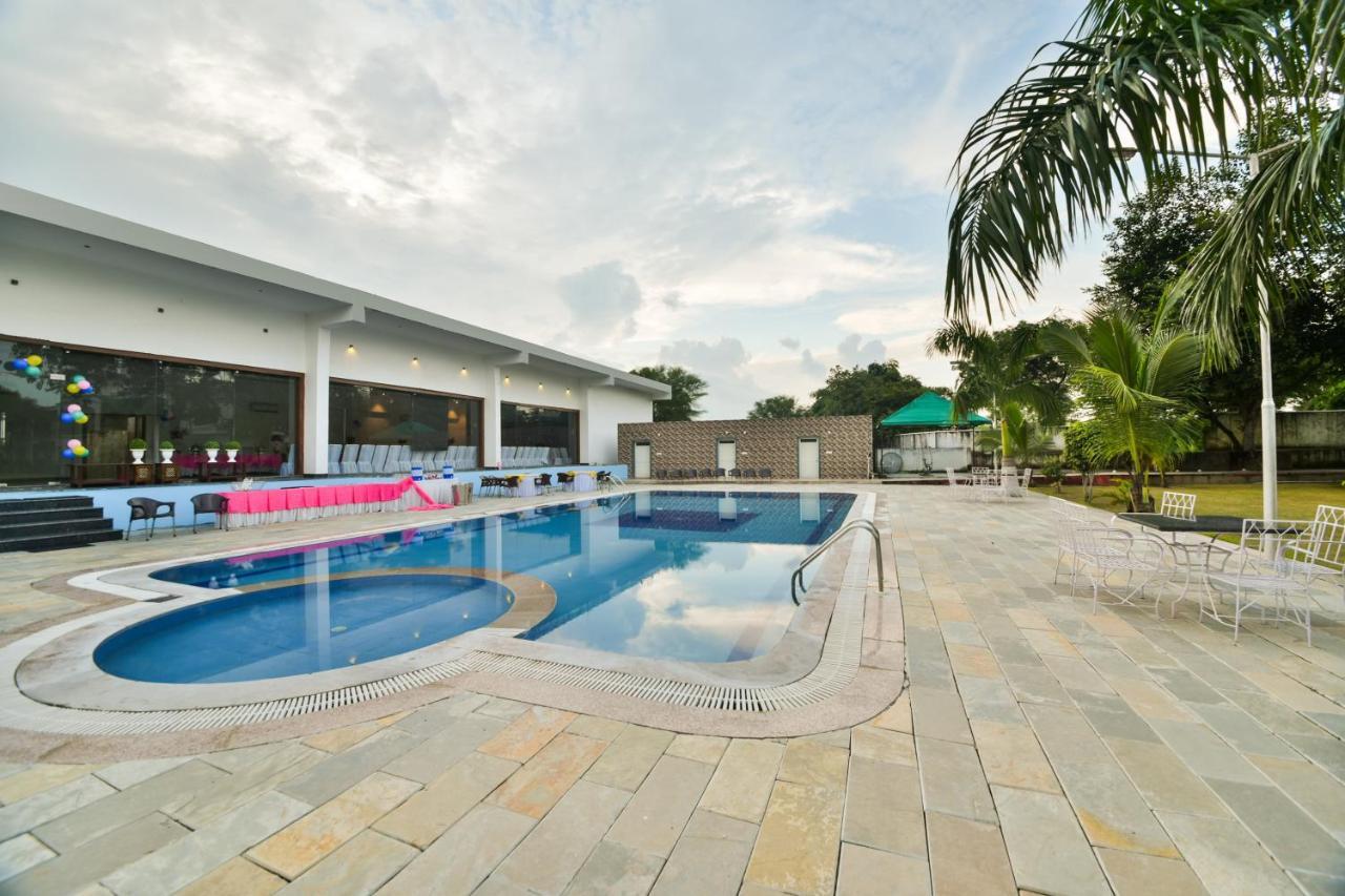 Palette - The Elegance Resort Chittorgarh Exterior foto