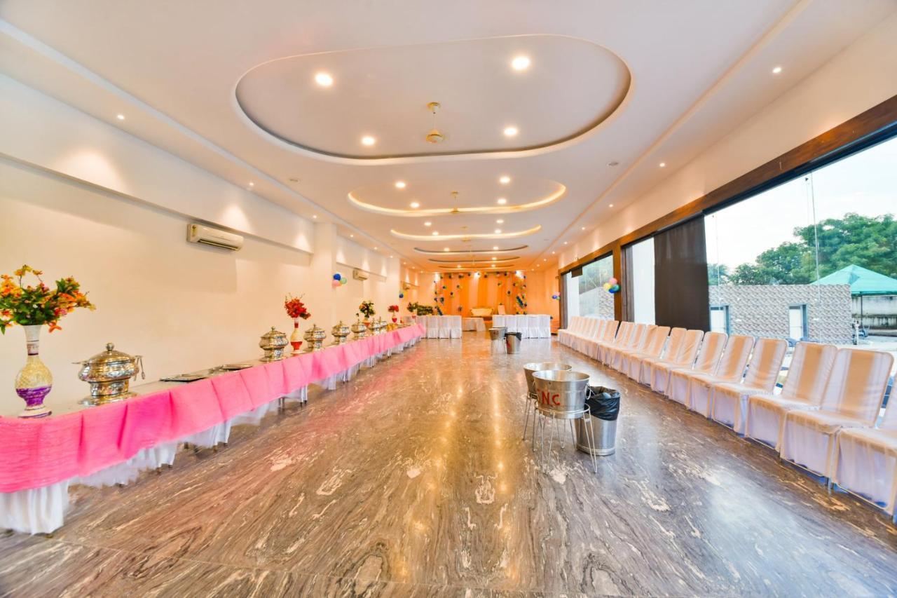 Palette - The Elegance Resort Chittorgarh Exterior foto