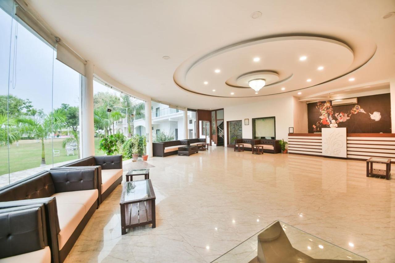 Palette - The Elegance Resort Chittorgarh Exterior foto